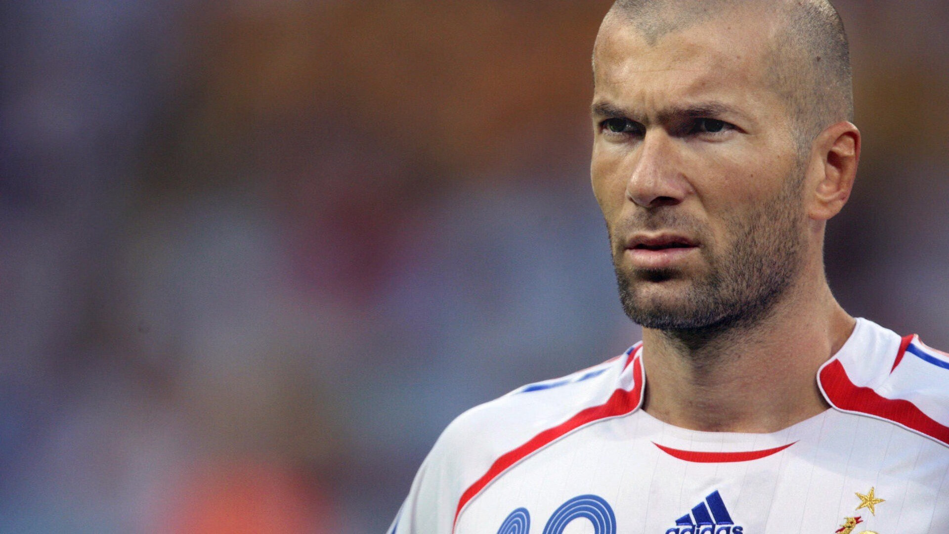 梅西时代终结,登贝莱引领足球新风潮,登贝莱转会巴萨多少钱